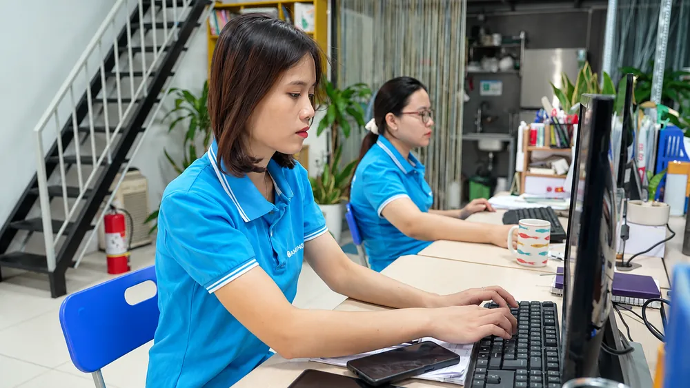 Bộ phận chăm sóc khách hàng CareHome theo dõi sau dịch vụ